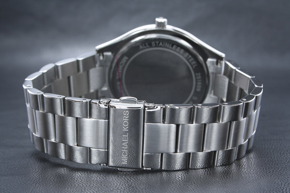 Michael Kors Runway Reloj de mujer con esfera plateada MK3178