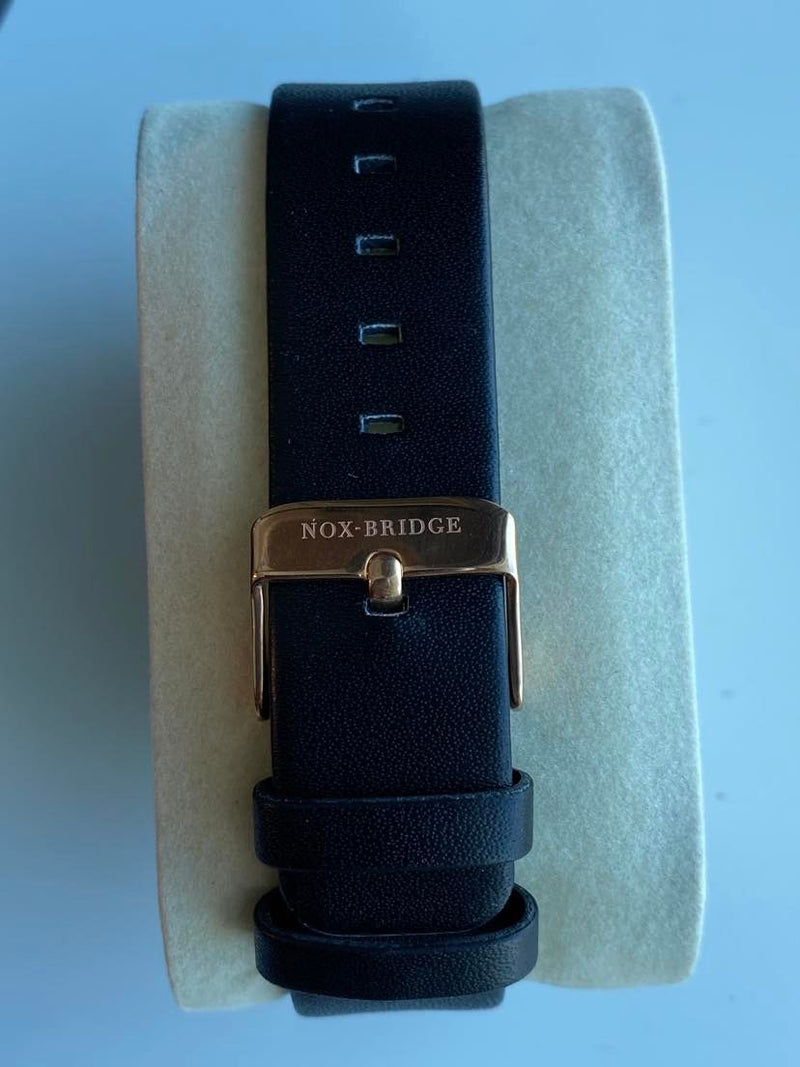 Nox Bridge Minimal Rectangular Watch (original sample - 1 of 1)