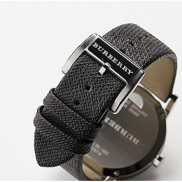 Correa de cuero Burberry Nova Check Reloj unisex con esfera negra BU9024