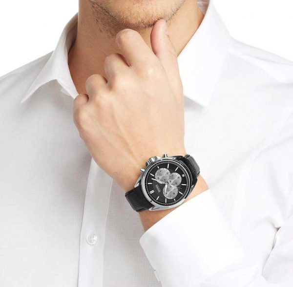 Reloj Hugo Boss Classic con esfera negra para hombre 1512879