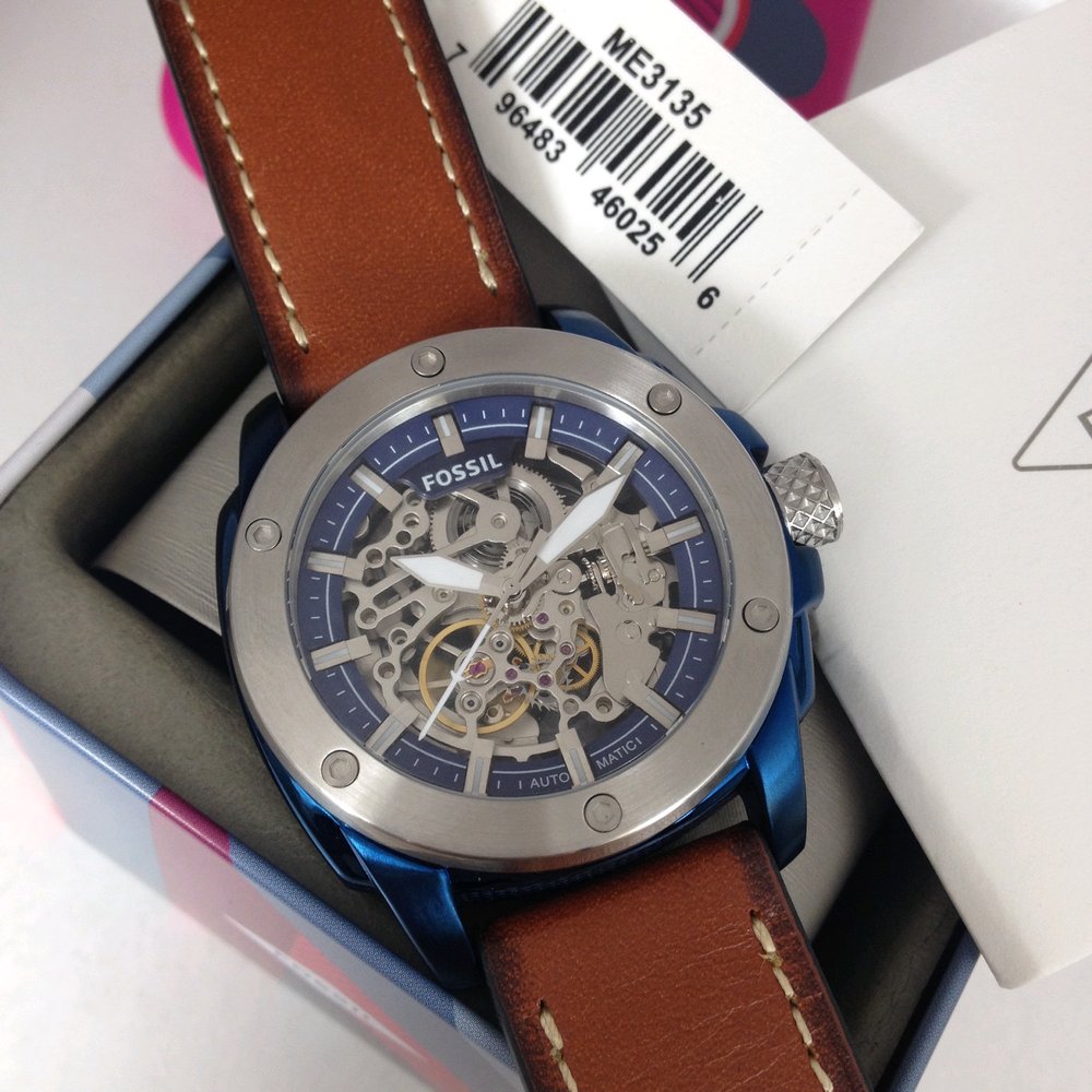 Fossil modern sales machine