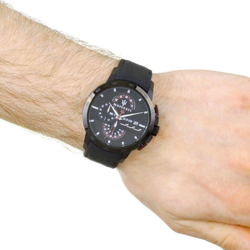 Reloj Maserati Ingegno Cronógrafo Esfera Negra Hombre R8871619003