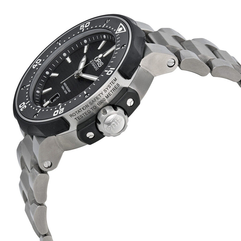 Oris Pro Diver Reloj de hombre de titanio con esfera negra 733